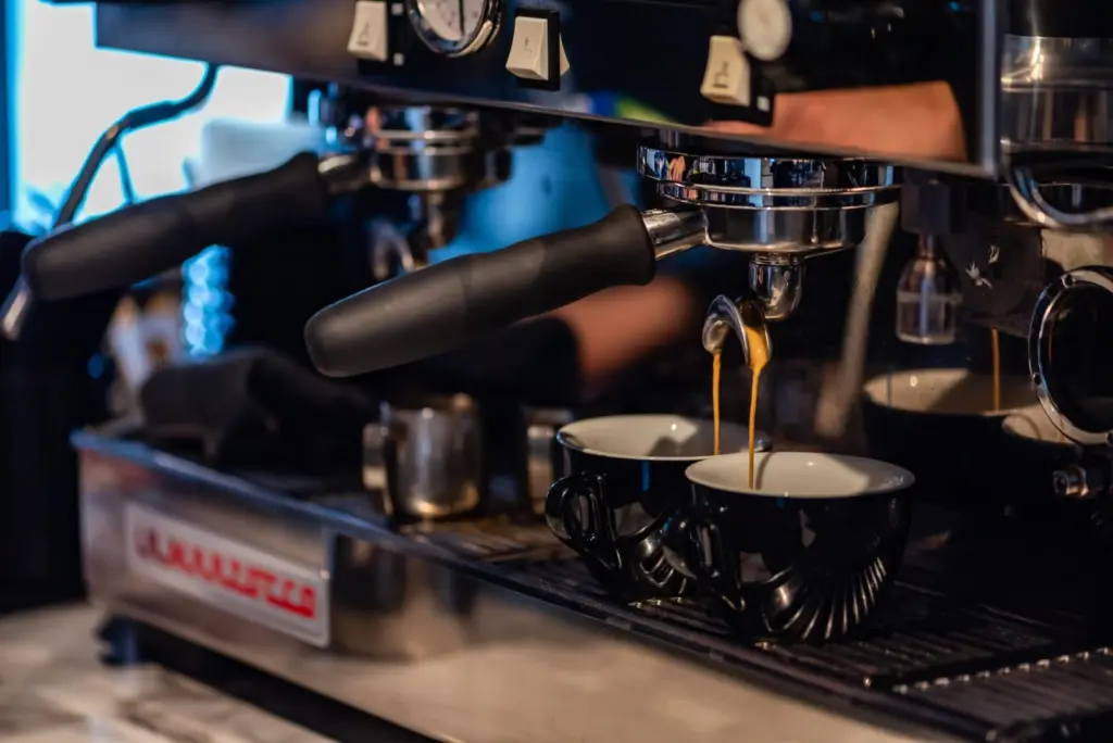 Espressomachine in 't Koffiehuis in Rosmalen